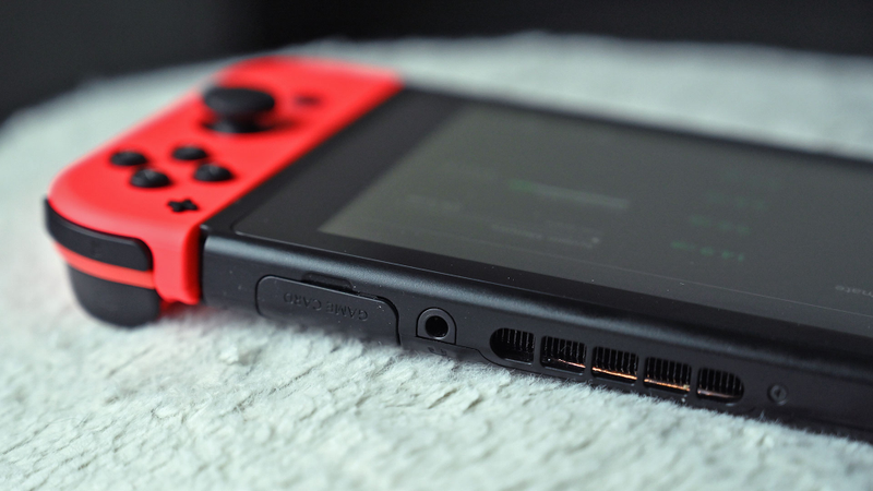 Plugging the headphone jack to Switch is not enough enough.